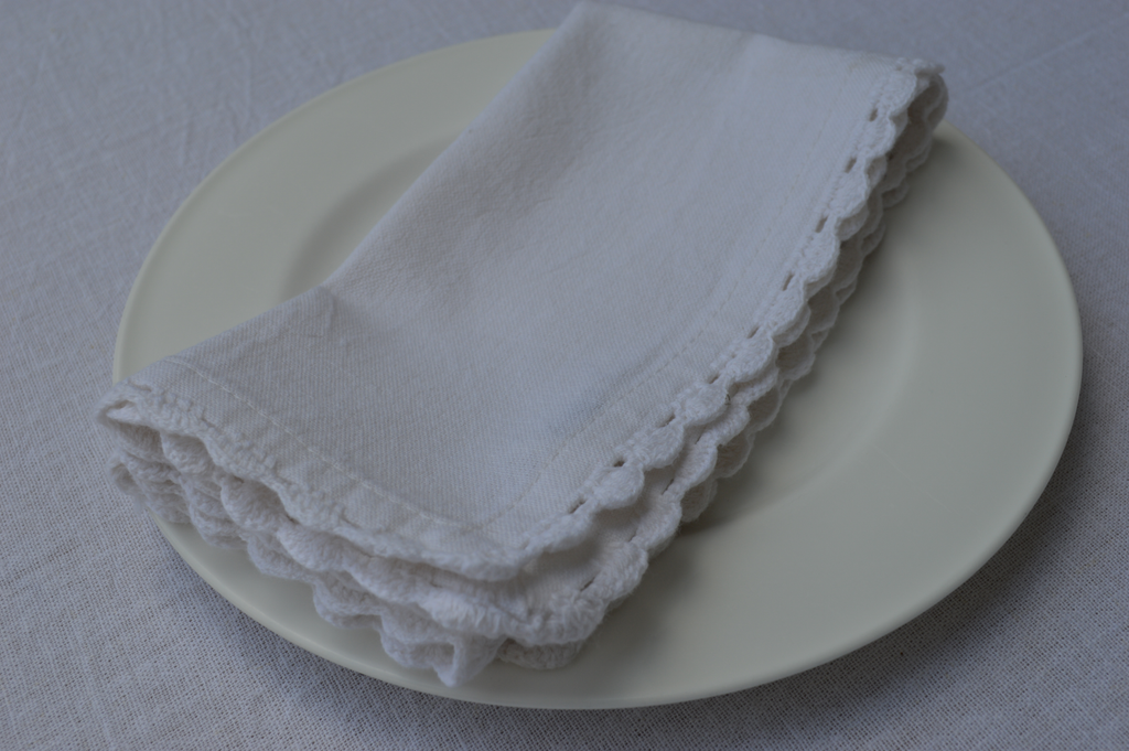 Napkins, Ashby 100% Cotton Crochet Edge Bright white 41x41cm 16x16