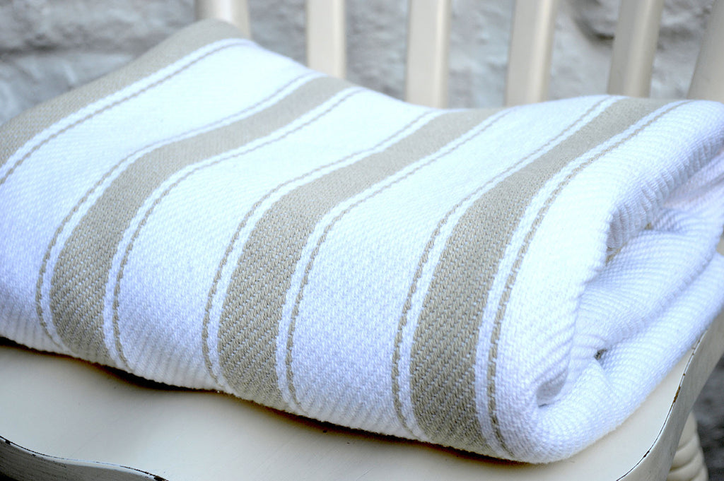 Throw, Solent Stripe in Golden Sand/White 135x152cm